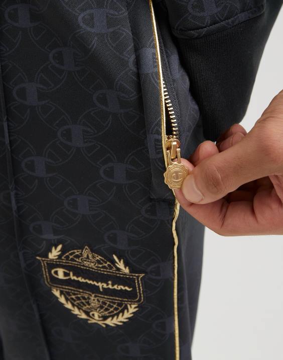 moški šampionske trenirke s potiskom v zlatem lureksu medaljon z logotipom v zlati barvi 2B84283 c logotip aop črn