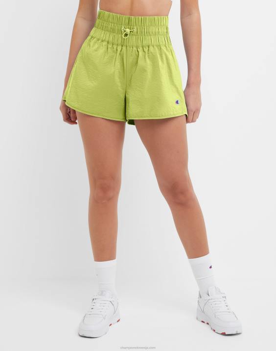 Champion ženske tkane kratke hlače z logotipom c zaplato 2,5\" 2B841419 zamrznjeno apno